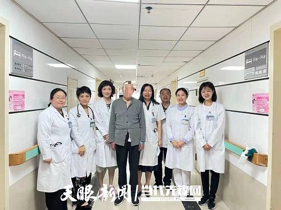 贵州省人民医院心内科成功为94岁老人进行心脏再同步化治疗手术